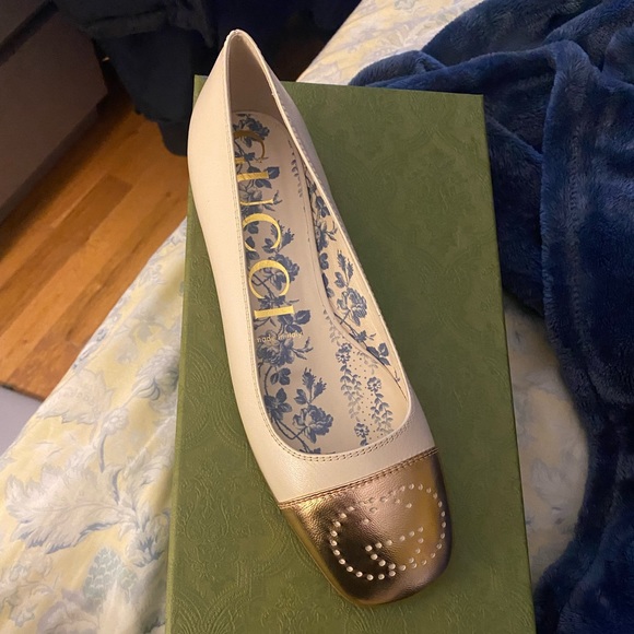 Gucci Ballet Flats - Picture 1 of 3
